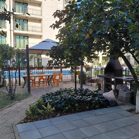 2 In Sunny Apartment Sunny Beach